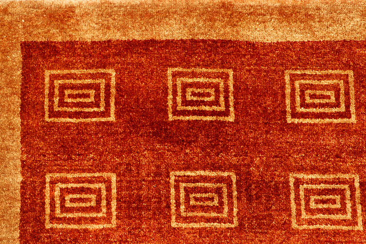 Firebrick Gabbeh 4' 7 x 6' 6 - No. 55738 - ALRUG Rug Store