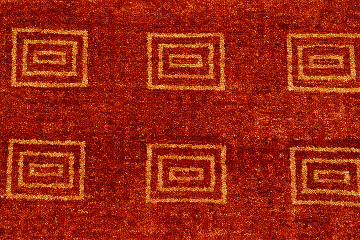 Firebrick Gabbeh 4' 7 x 6' 6 - No. 55738 - ALRUG Rug Store