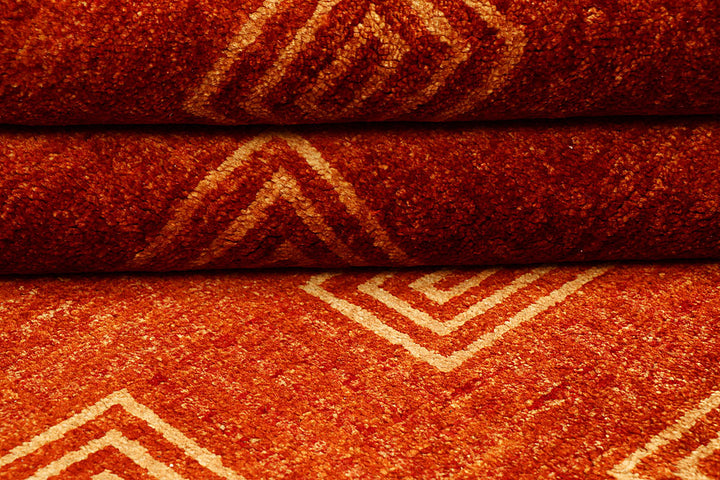 Firebrick Gabbeh 4' 7 x 6' 6 - No. 55738 - ALRUG Rug Store