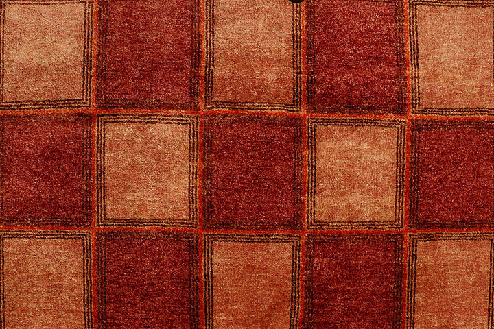 Firebrick Gabbeh 4' 6 x 7' - No. 55744 - ALRUG Rug Store