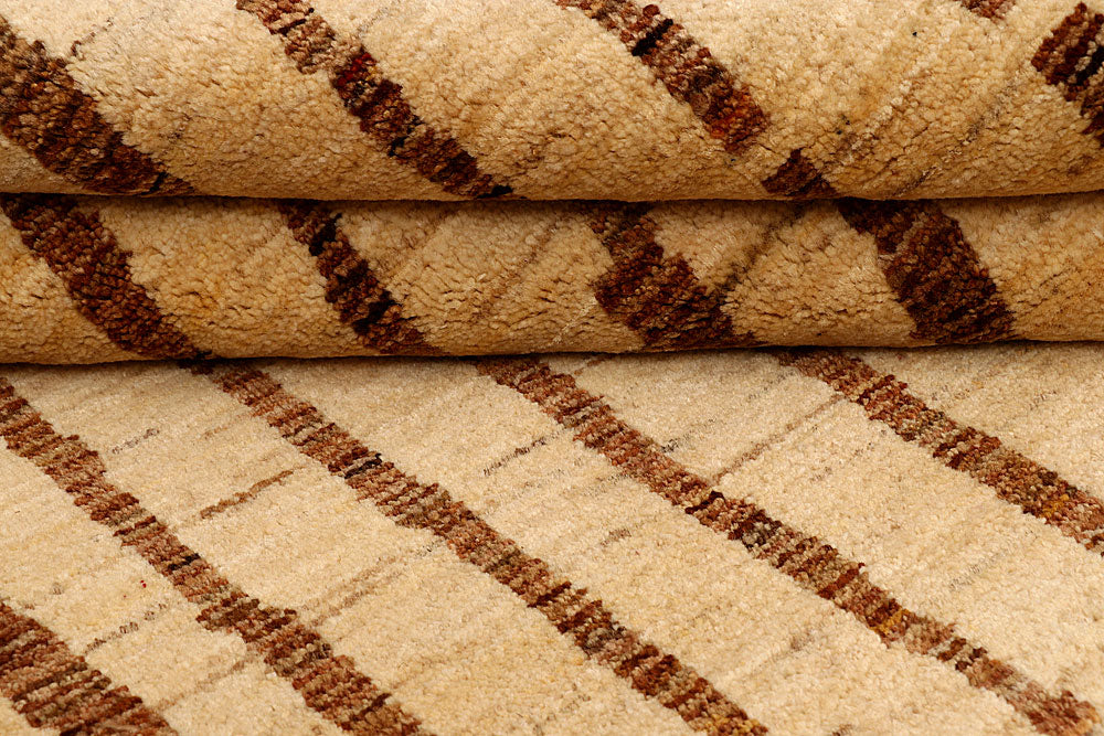 Blanched Almond Gabbeh 4' x 5' 11 - No. 55772 - ALRUG Rug Store