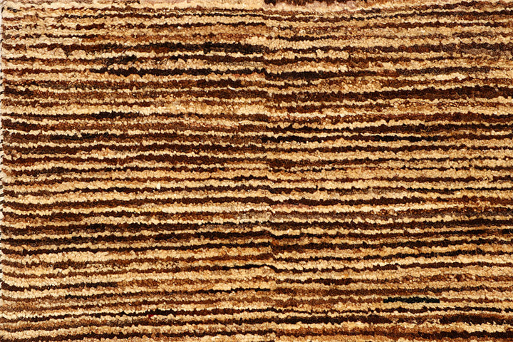 Navajo White Gabbeh 2' 6 x 10' 11 - No. 55790 - ALRUG Rug Store