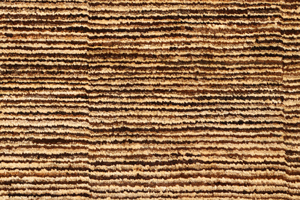 Navajo White Gabbeh 2' 6 x 10' 11 - No. 55790 - ALRUG Rug Store