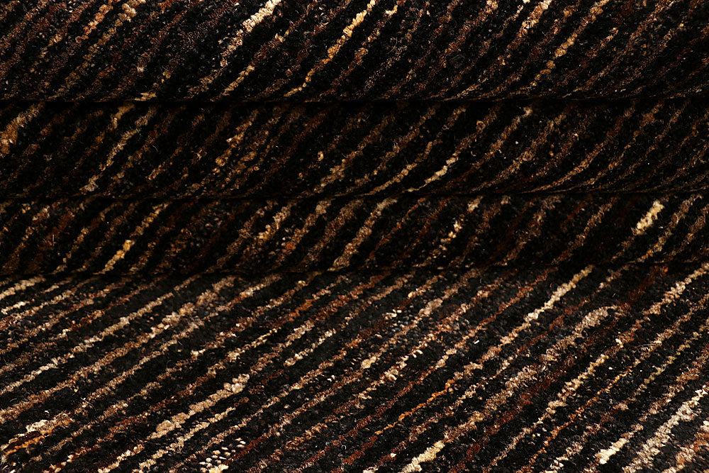Saddle Brown Gabbeh 4' x 6' 2 - No. 55800 - ALRUG Rug Store