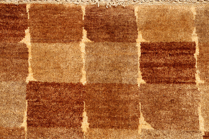 Sandy Brown Gabbeh 4' x 5' 11 - No. 55805 - ALRUG Rug Store