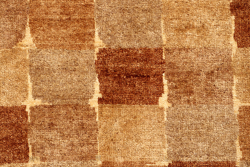 Sandy Brown Gabbeh 4' x 5' 11 - No. 55805 - ALRUG Rug Store