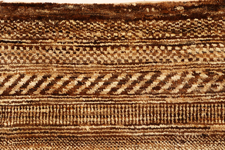 Burlywood Gabbeh 2' 7 x 10' 4 - No. 55826 - ALRUG Rug Store