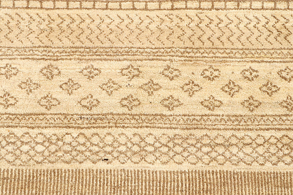 Navajo White Gabbeh 6' 6 x 9' 4 - No. 55860 - ALRUG Rug Store