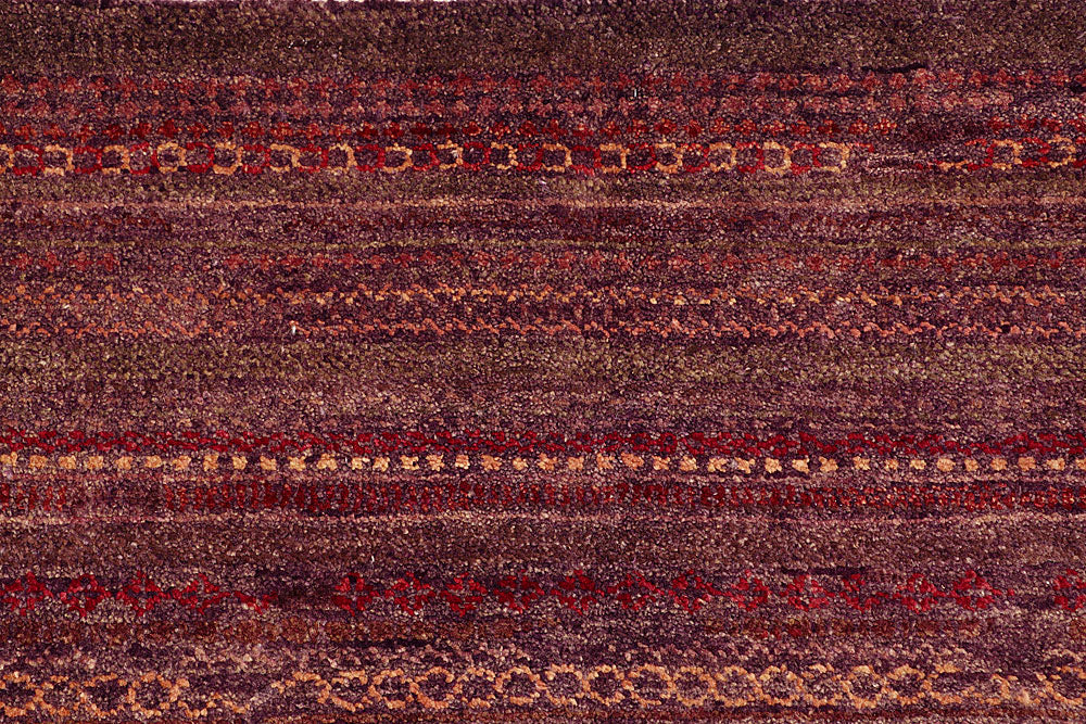 Pale Violet Red Gabbeh 6' 6 x 9' 6 - No. 55865 - ALRUG Rug Store