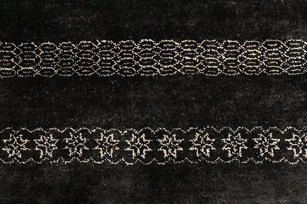 Black Gabbeh 6' 6 x 10' - No. 55874 - ALRUG Rug Store
