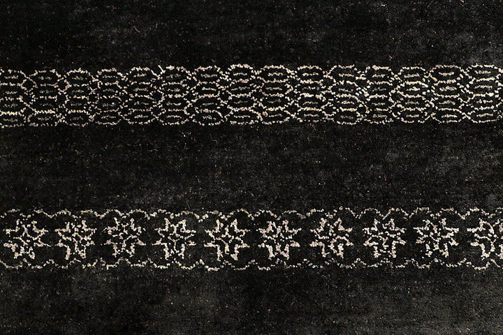 Black Gabbeh 6' 6 x 10' - No. 55874 - ALRUG Rug Store