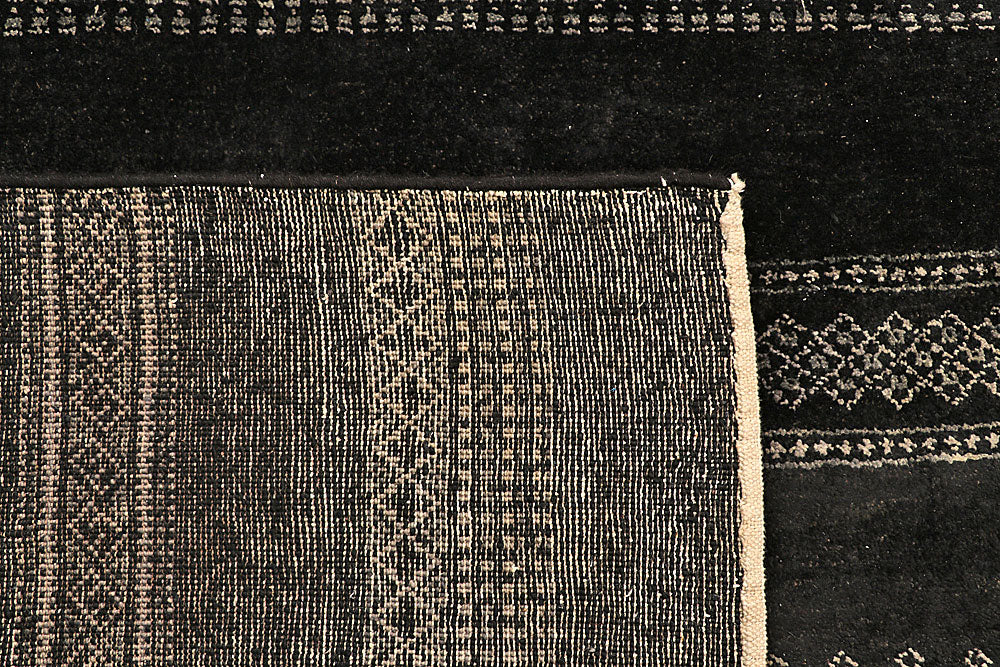 Black Gabbeh 6' 6 x 10' - No. 55874 - ALRUG Rug Store