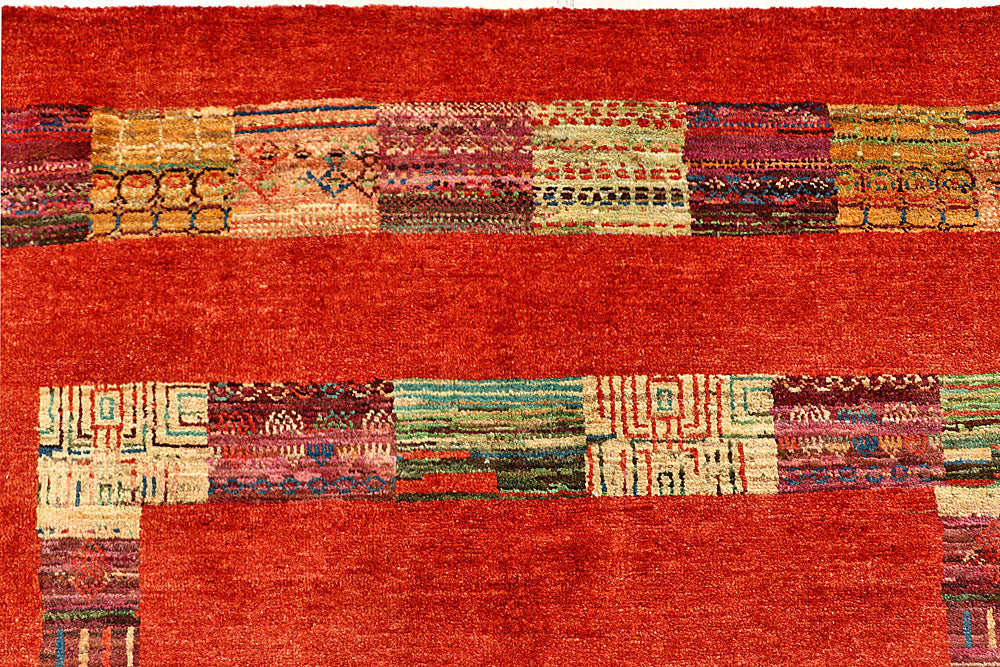 Red Gabbeh 5' 6 x 8' 1 - No. 55892 - ALRUG Rug Store