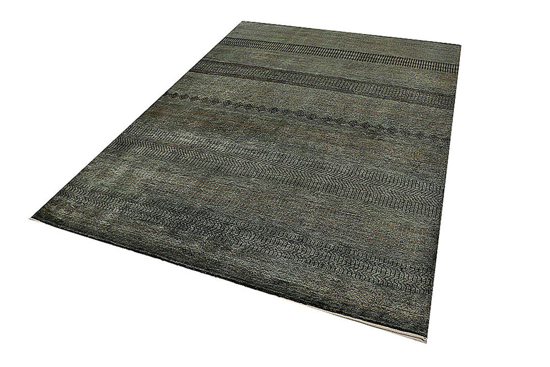 Dark Grey Gabbeh 5'  7" x 7'  7" - No. QA76585