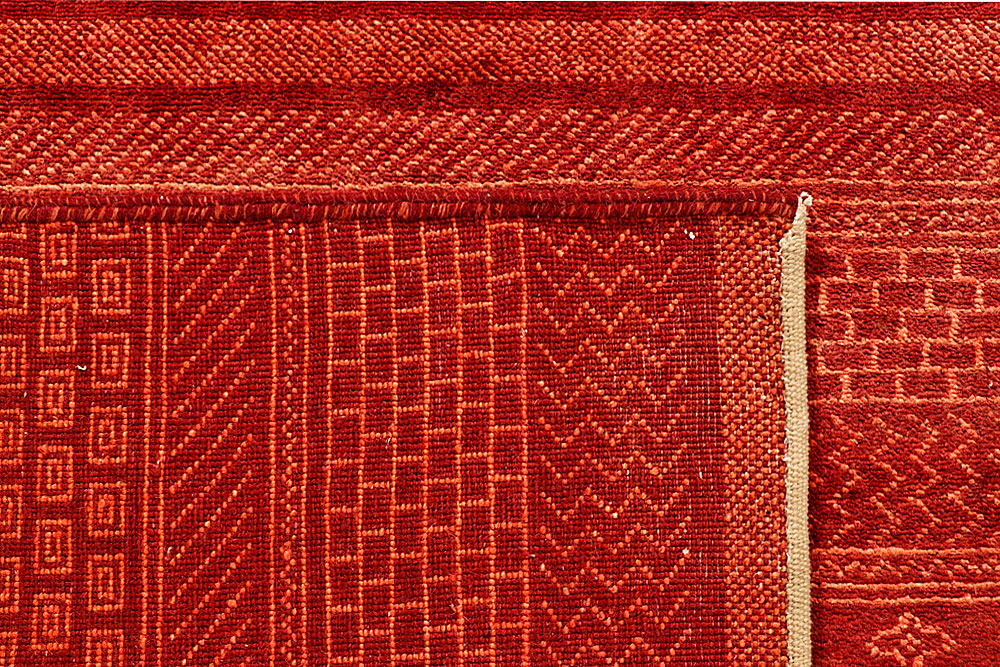 Firebrick Gabbeh 5' 6 x 8' 7 - No. 55923 - ALRUG Rug Store