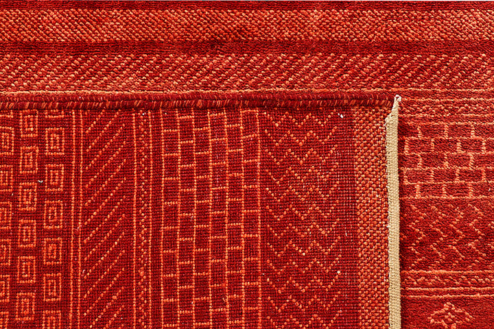 Firebrick Gabbeh 5' 6 x 8' 7 - No. 55923 - ALRUG Rug Store