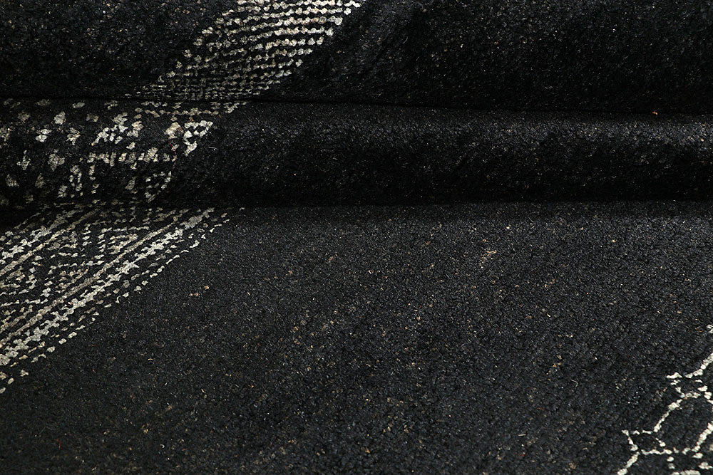 Black Gabbeh 5' 7 x 7' 11 - No. 55933 - ALRUG Rug Store