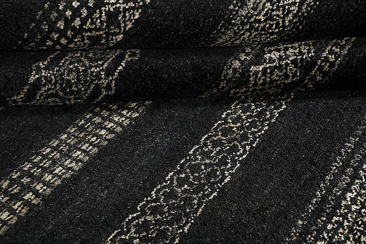 Black Gabbeh 5' 7 x 8' 2 - No. 55934 - ALRUG Rug Store