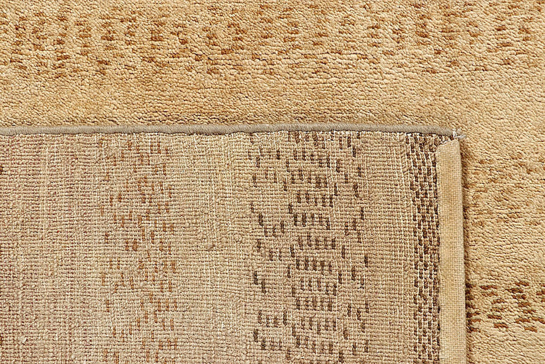 Navajo White Gabbeh 6'  x" 6'  1" - No. QA52850