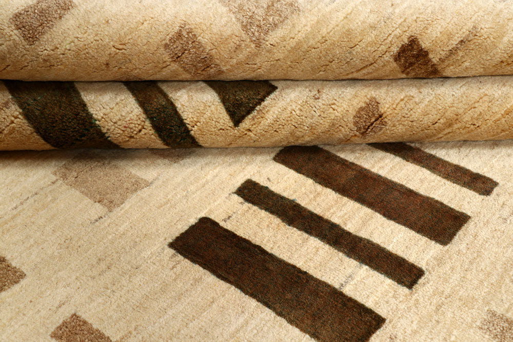 Navajo White Gabbeh 6' x 9' 4 - No. 55981 - ALRUG Rug Store