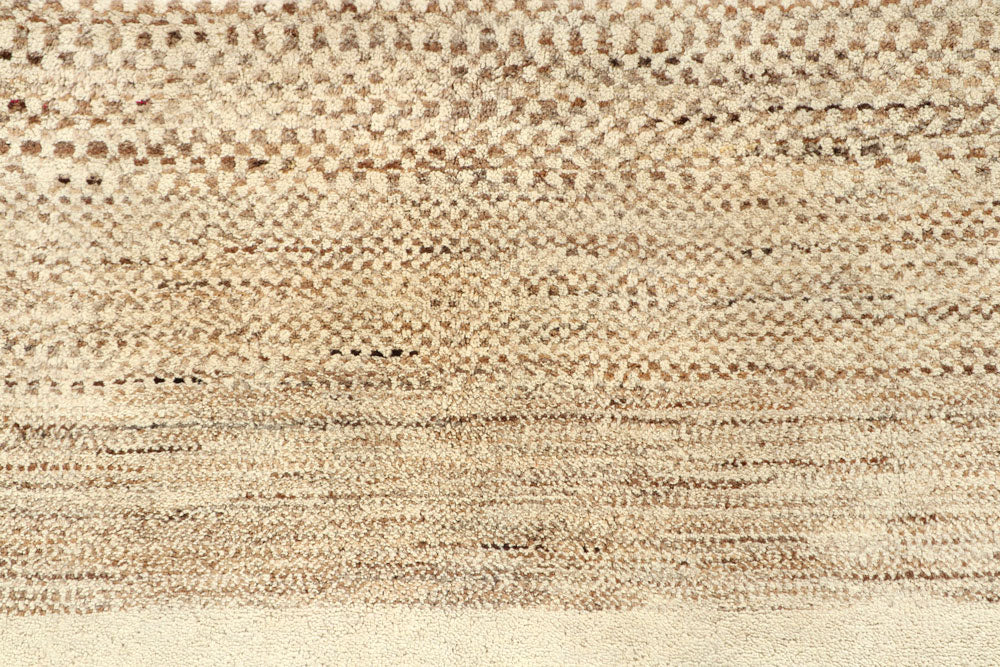 Navajo White Gabbeh 8' 2 x 10' 1 - No. 55983 - ALRUG Rug Store