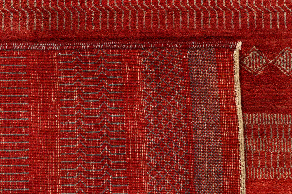 Firebrick Gabbeh 8' x 10' 4 - No. 55991 - ALRUG Rug Store