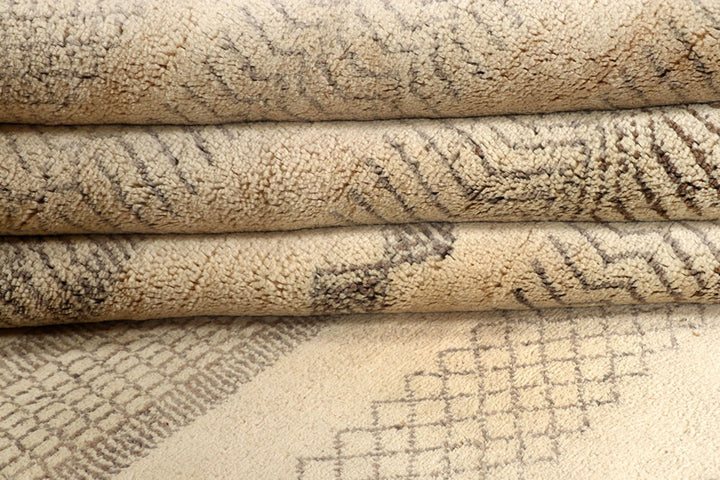 Tan Gabbeh 8'  2" x 10'  3" - No. QA53330