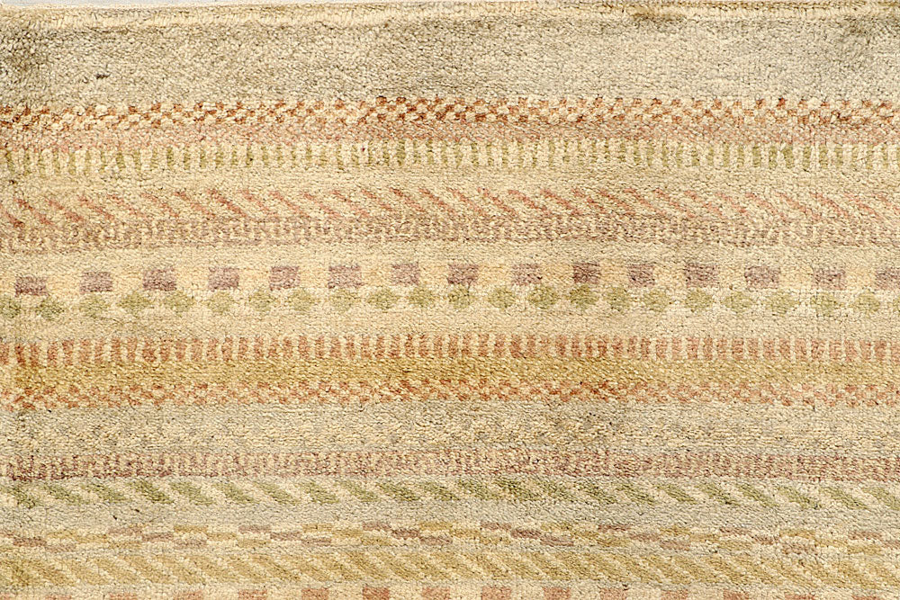Tan Gabbeh 6' 5 x 7' 6 - No. 56030 - ALRUG Rug Store