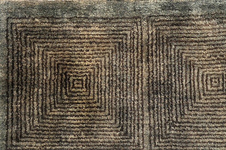 Grey Gabbeh 8'  4" x 8'  2" - No. QA38877