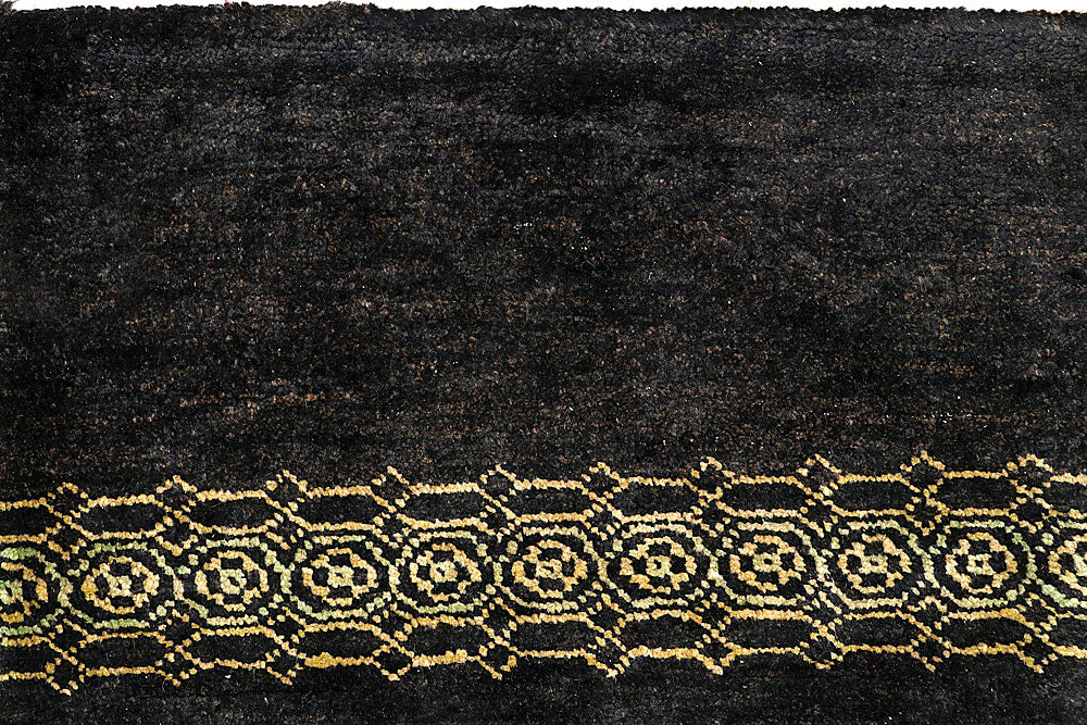 Black Gabbeh 2' 7 x 11' 10 - No. 56106 - ALRUG Rug Store