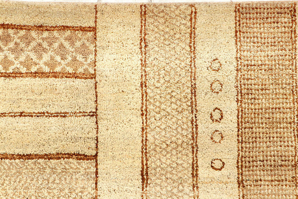 Blanched Almond Gabbeh 8' 4 x 11' 8 - No. 56128 - ALRUG Rug Store