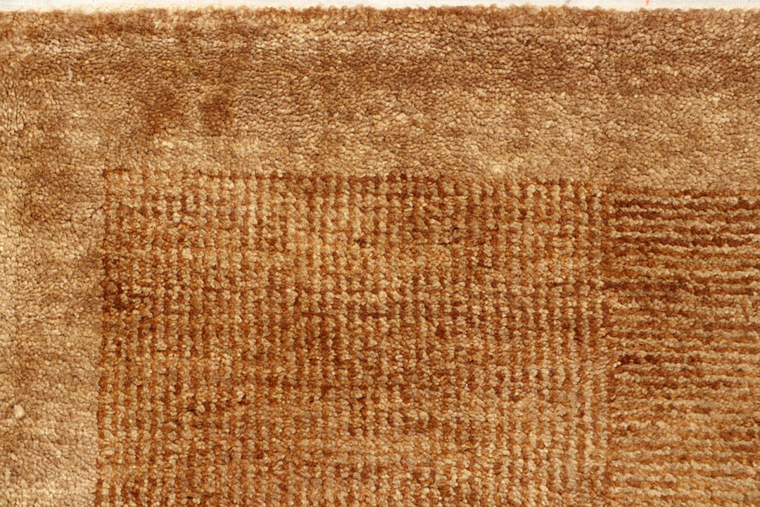 Burlywood Gabbeh 2'  7" x 11'  11" - No. QA14965