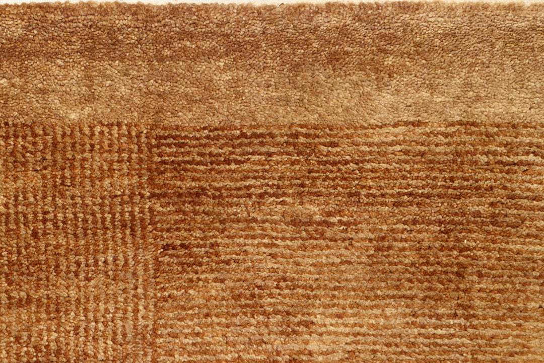 Burlywood Gabbeh 2'  7" x 11'  11" - No. QA14965