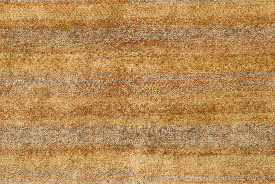 Burlywood Gabbeh 2'  7" x 7'  1" - No. QA49542