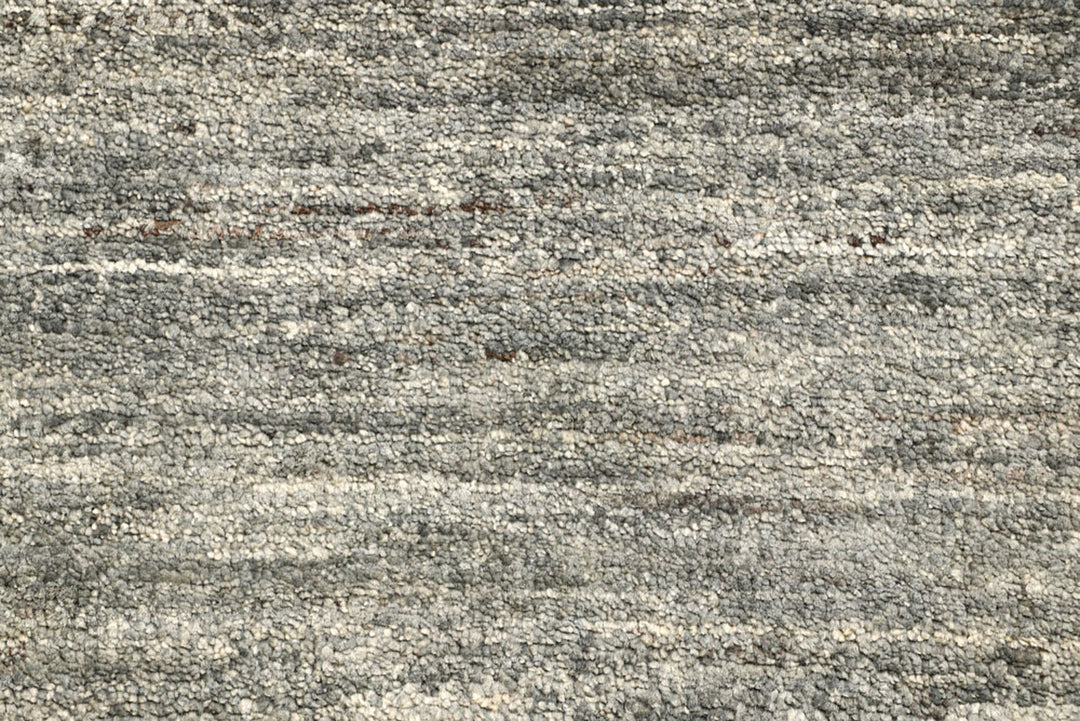 Silver Gabbeh 2'  11" x 5' " - No. QA50534