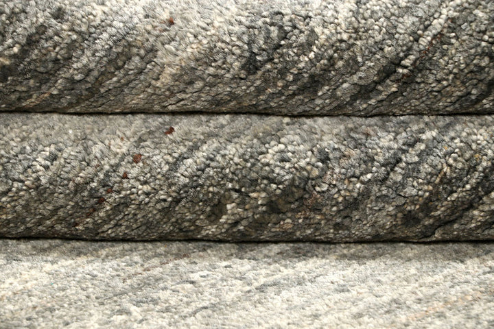 Silver Gabbeh 2'  11" x 5' " - No. QA50534