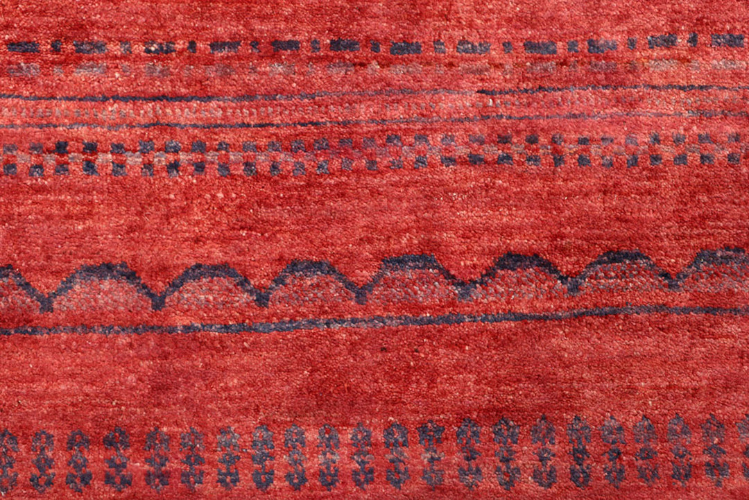 Firebrick Gabbeh 3'  1" x 4'  11" - No. QA96671