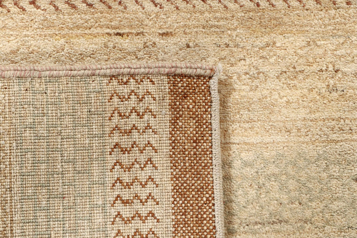 Tan Gabbeh 2'  7" x 4'  9" - No. QA32311