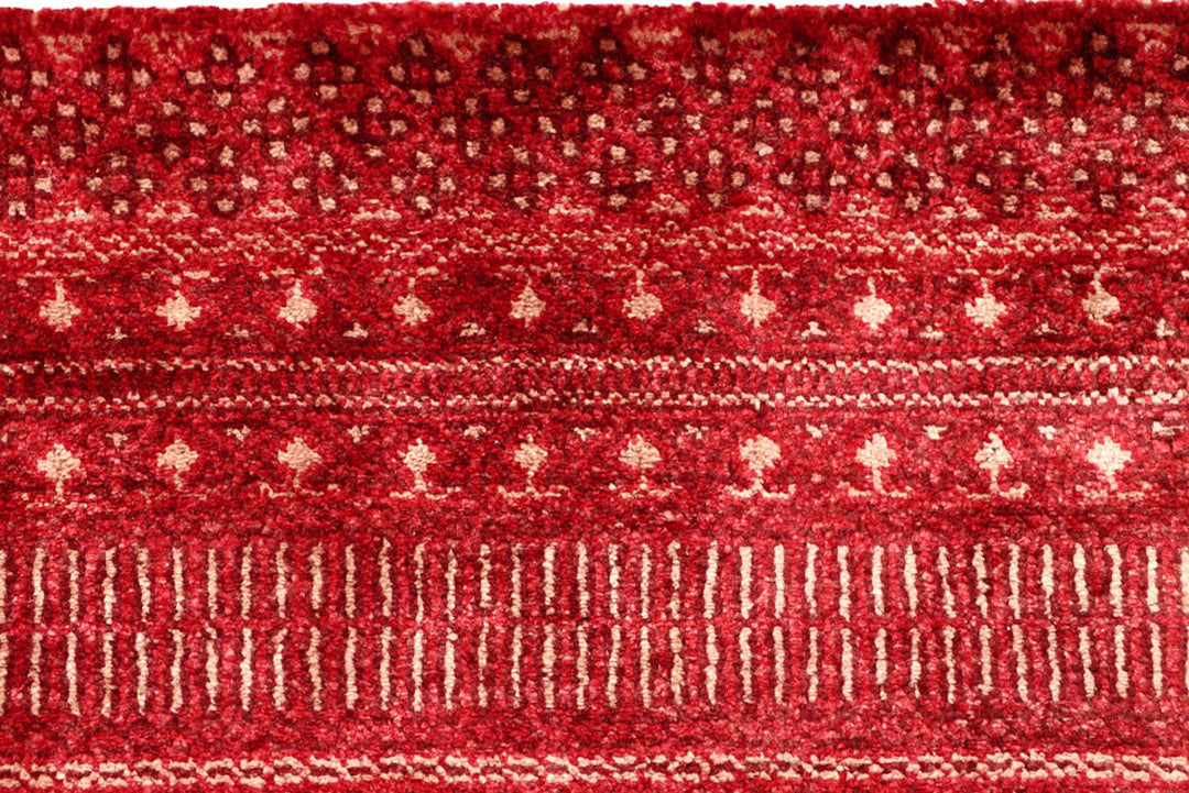 Maroon Gabbeh 3'  1" x 5'  1" - No. QA18296