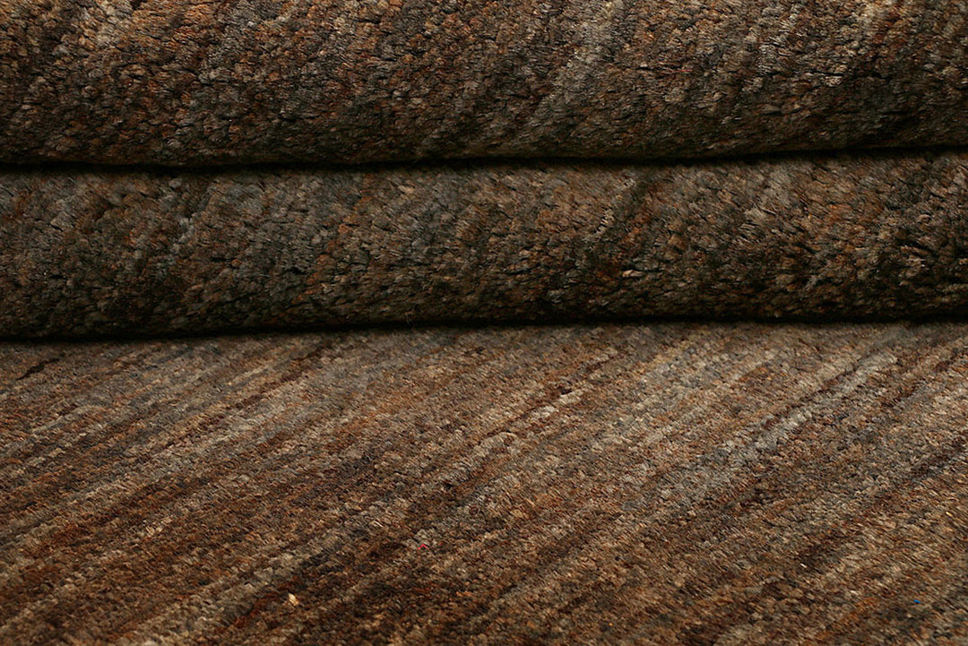 Saddle Brown Gabbeh 5'  2" x 5'  2" - No. QA94953