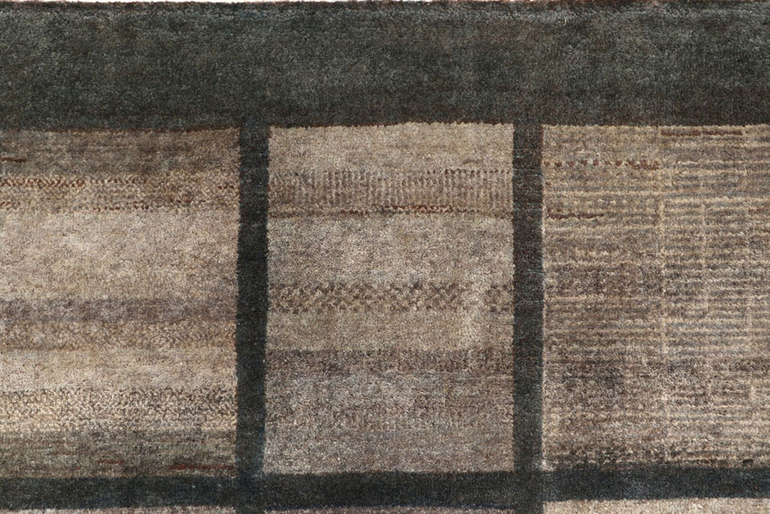 Dim Grey Gabbeh 10'  1" x 12'  9" - No. QA26452