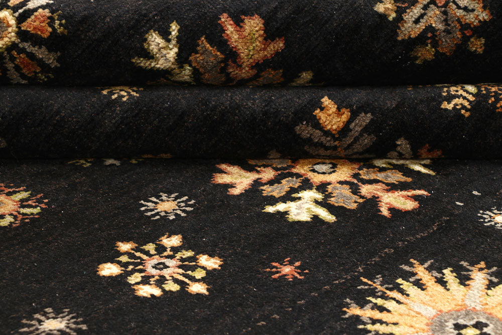 Black Gabbeh 6' 6 x 9' 7 - No. 56633 - ALRUG Rug Store