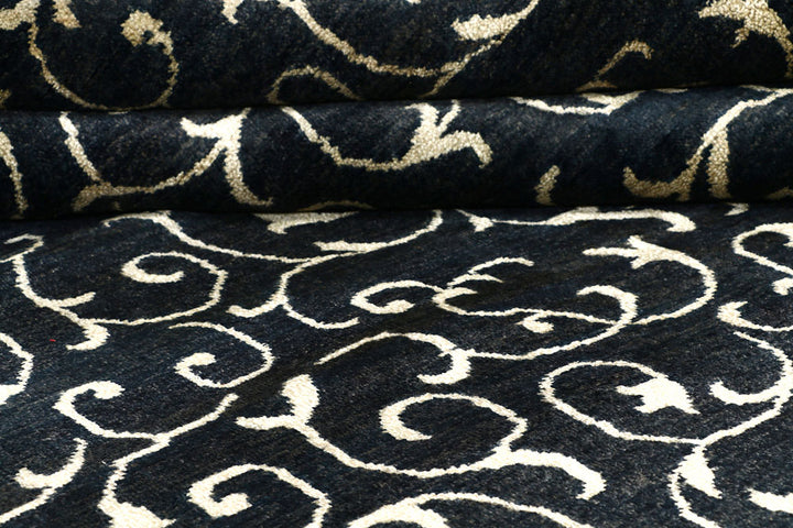 Black Gabbeh 5' 7 x 8' 2 - No. 56668 - ALRUG Rug Store
