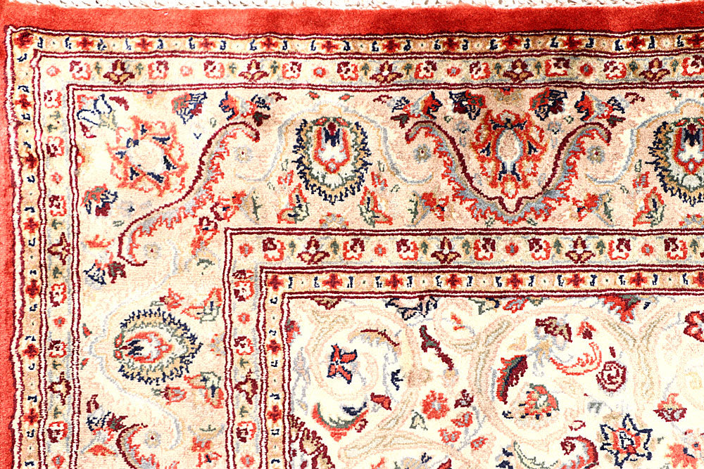 Orange Red Isfahan 5' 6 x 8' 1 - No. 56685 - ALRUG Rug Store