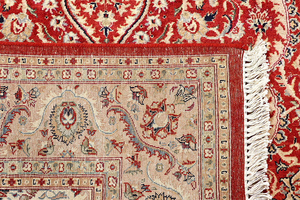 Orange Red Isfahan 5' 6 x 8' 1 - No. 56685 - ALRUG Rug Store