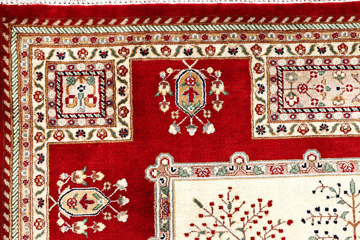 Firebrick Bakhtiar 5' 7 x 8' 1 - No. 56694 - ALRUG Rug Store