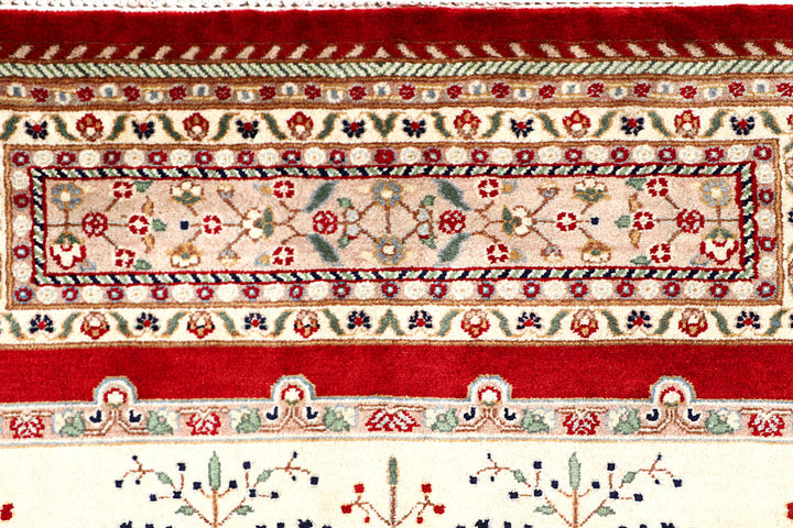 Firebrick Bakhtiar 5' 7 x 8' 1 - No. 56694 - ALRUG Rug Store
