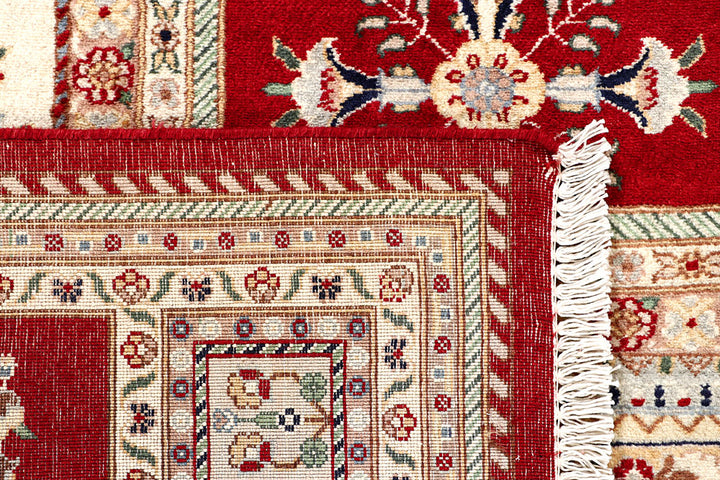 Firebrick Bakhtiar 5' 7 x 8' 1 - No. 56694 - ALRUG Rug Store