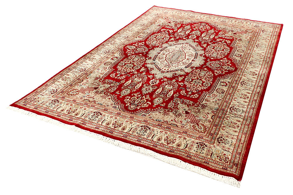 Firebrick Isfahan 5' 7 x 8' 7 - No. 56698 - ALRUG Rug Store