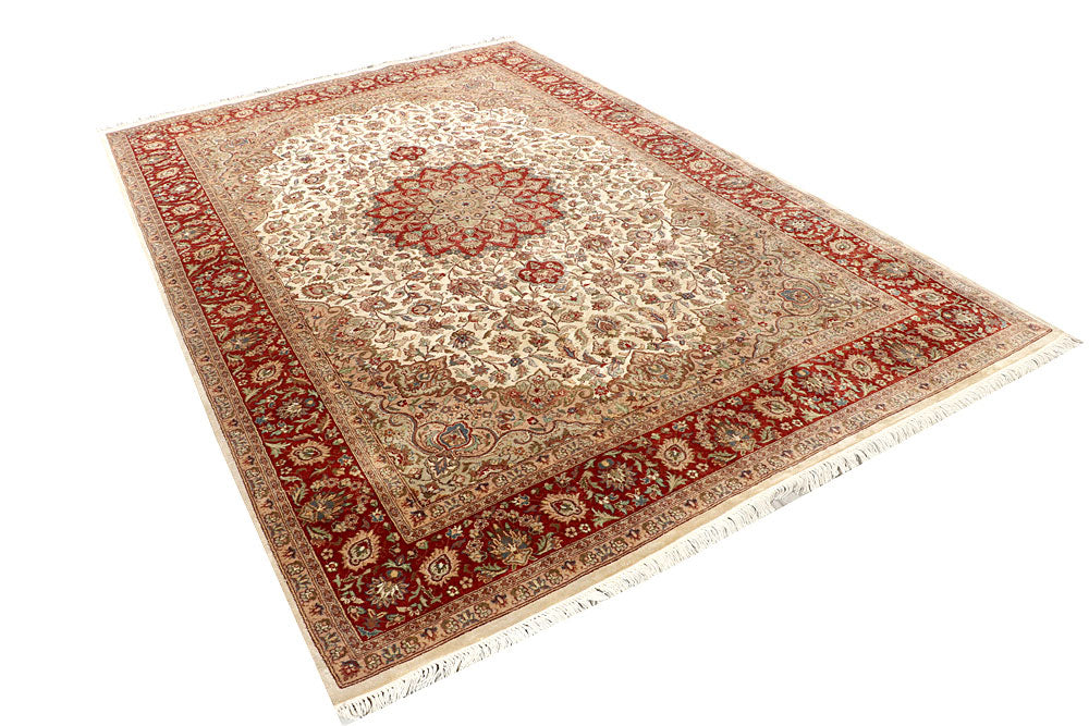 Cornsilk Kashan 6' 8 x 9' 11 - No. 56699 - ALRUG Rug Store